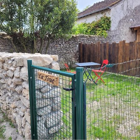Gite La Toue Saint-Dyé-sur-Loire Buitenkant foto