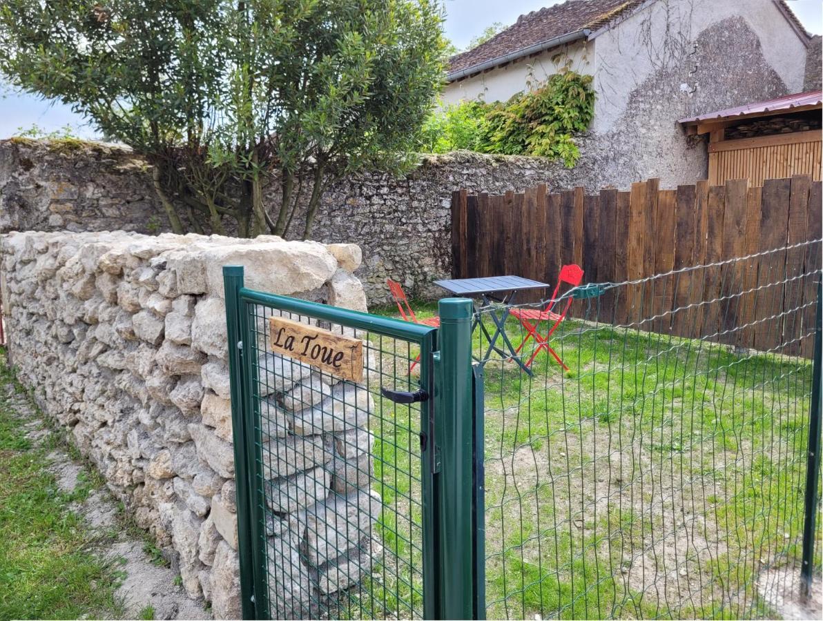 Gite La Toue Saint-Dyé-sur-Loire Buitenkant foto